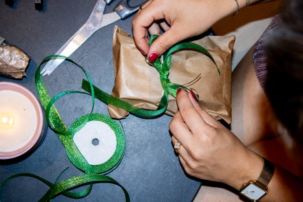 cadeautjes inpakken adventskalender